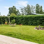 Сasa de vacaciones In Hyllinge With Wifi