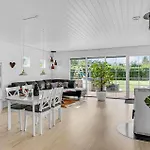 Сasa de vacaciones In Hyllinge With Wifi